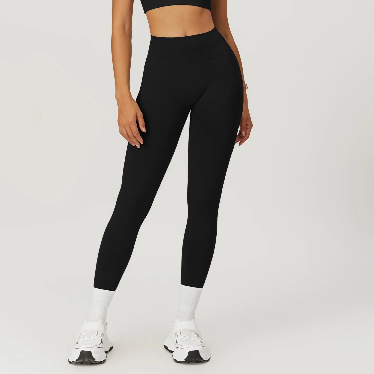 Seamless Scrunch Yoga Leggings — No T-Line, High Waist, Quick-Dry Activewear for Women