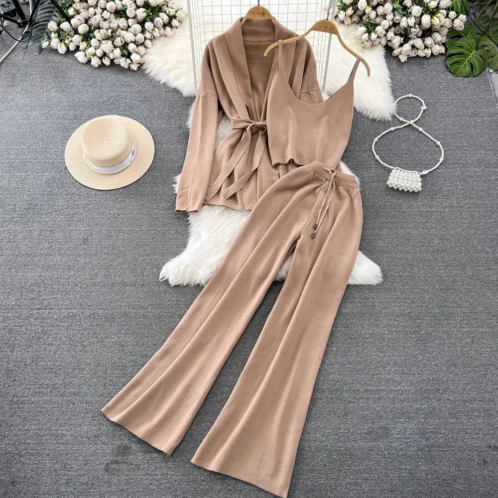 Korean-Style Casual Two-Piece Set — Polo-Collar Knitted Top & Pants One size Windia