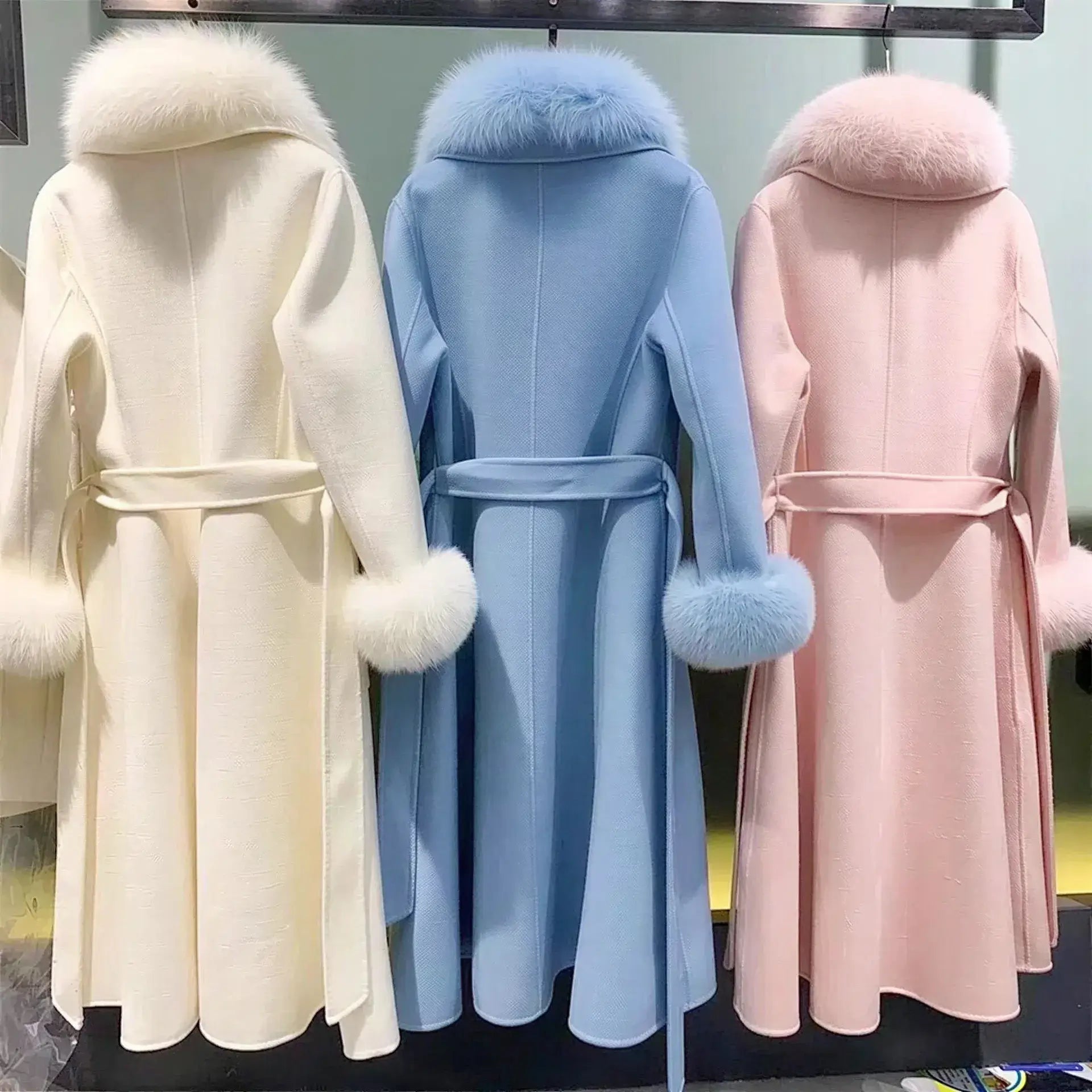 Luxury Wool Coat with Detachable Fox Fur Collar - Women's Winter Outerwear - Windia