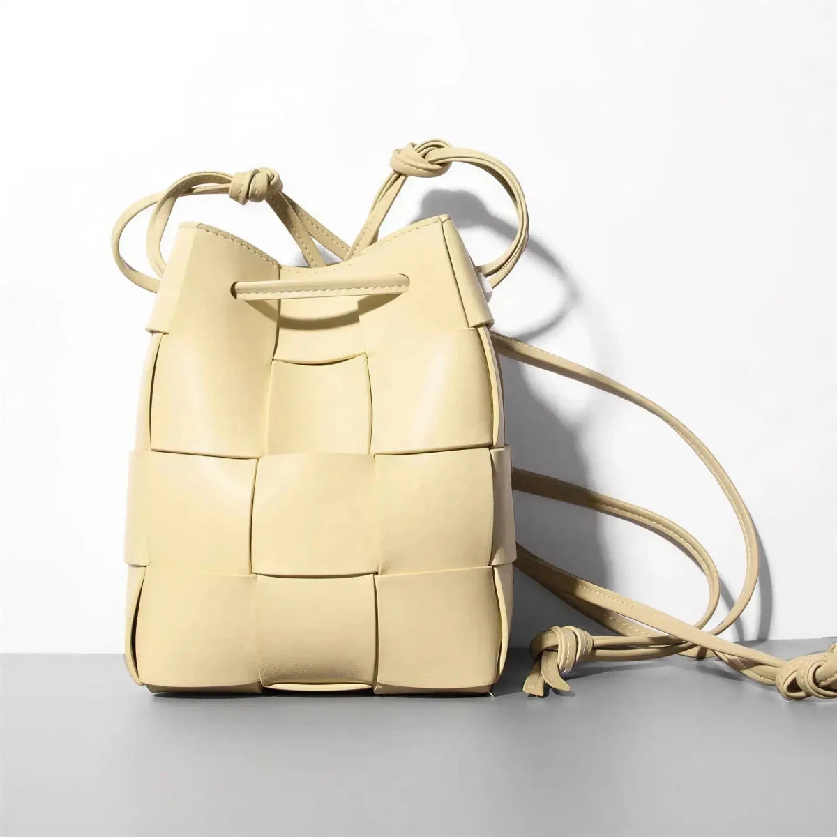 Women's Leather Woven Bucket Bag | Shoulder Bag Cream Windia